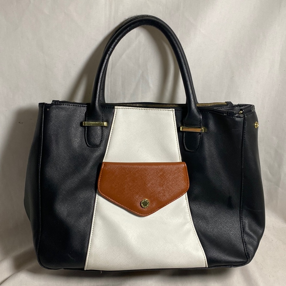 Steve Madden Saffiano large shoulder tote laptop travel black white bag 13x11